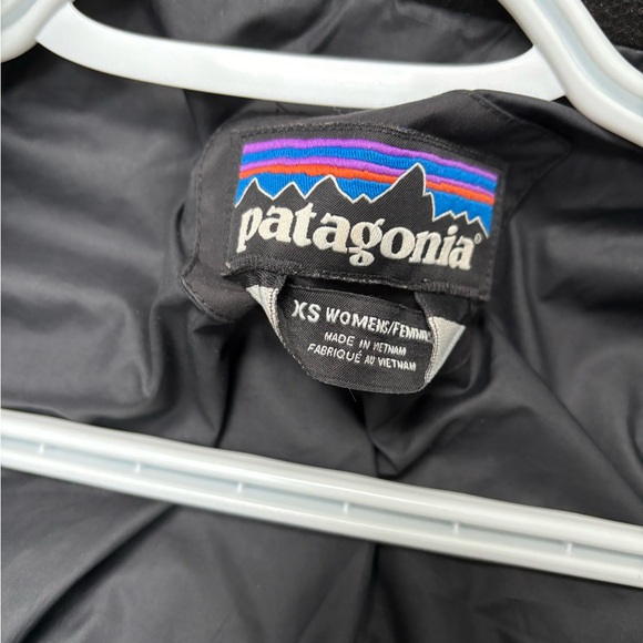 Patagonia women’s winter jacket - great condition, size xs - Picture 4 of 5